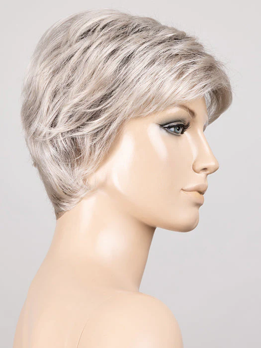 Posh Deluxe - Image 22