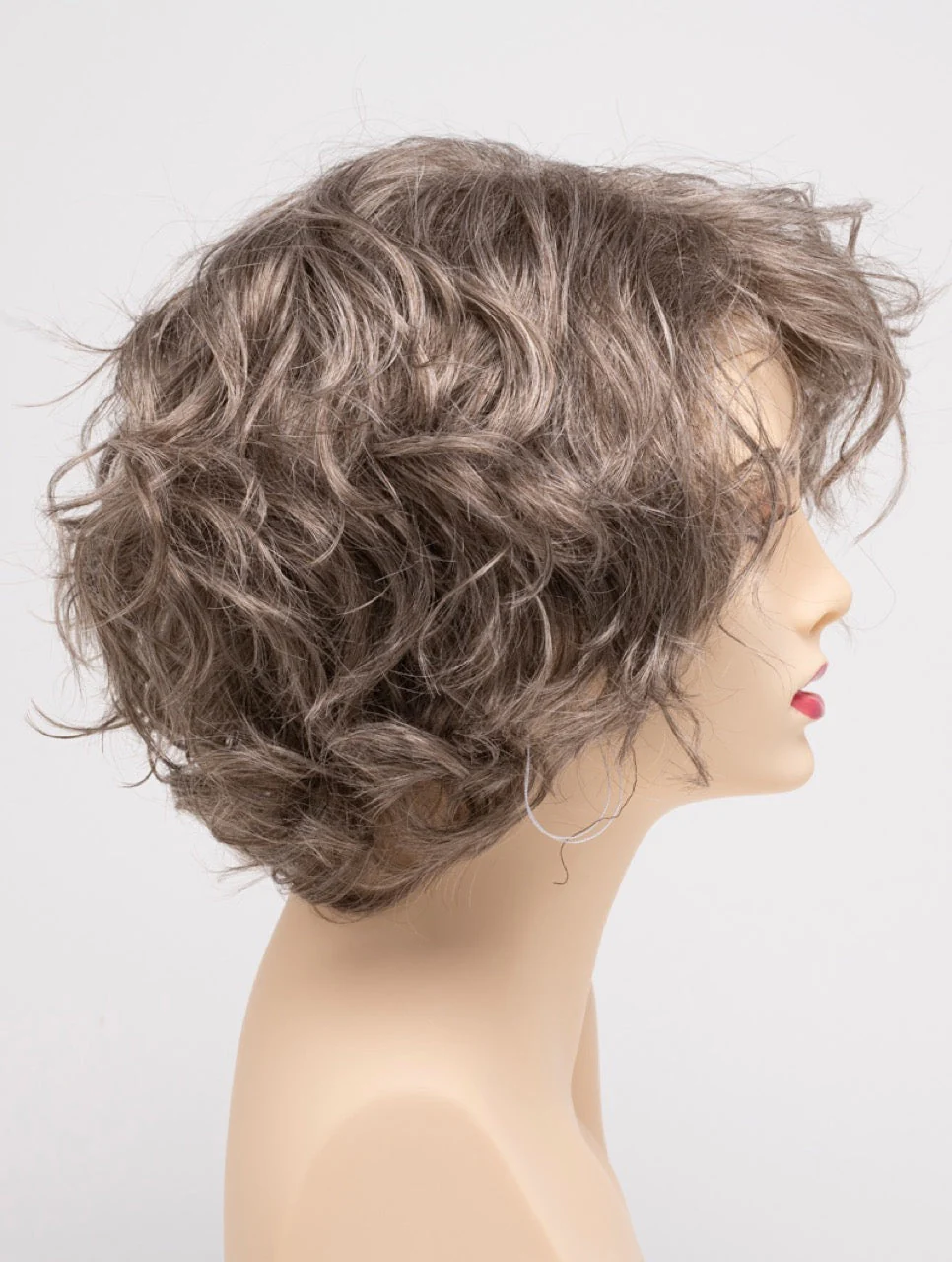 Suzi - Image 19